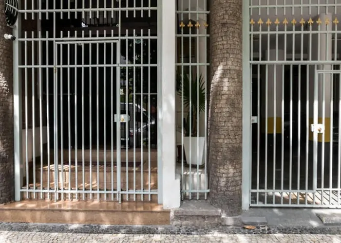 Perto De Ipanema, 250 Metros Da Praia, Entre Postos 5 E 6 Rio de Janeiro